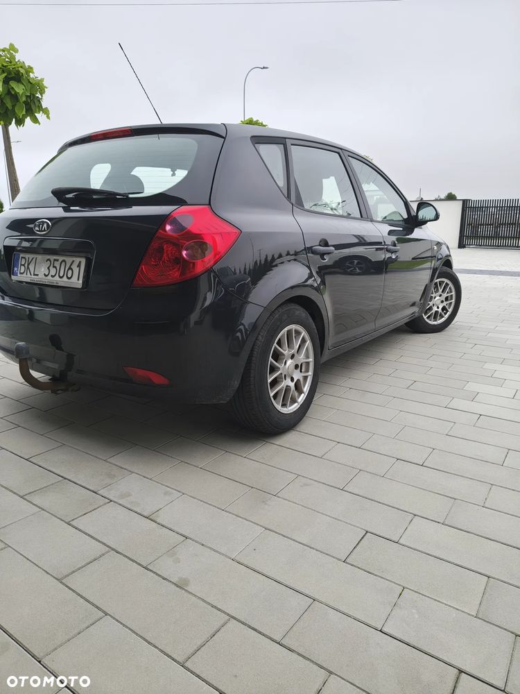 Kia Ceed 1.4 Comfort - 2