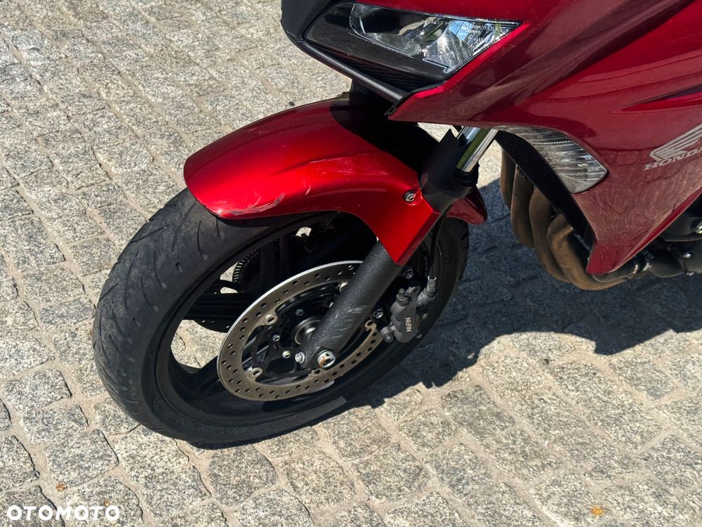 Honda CBF - 27