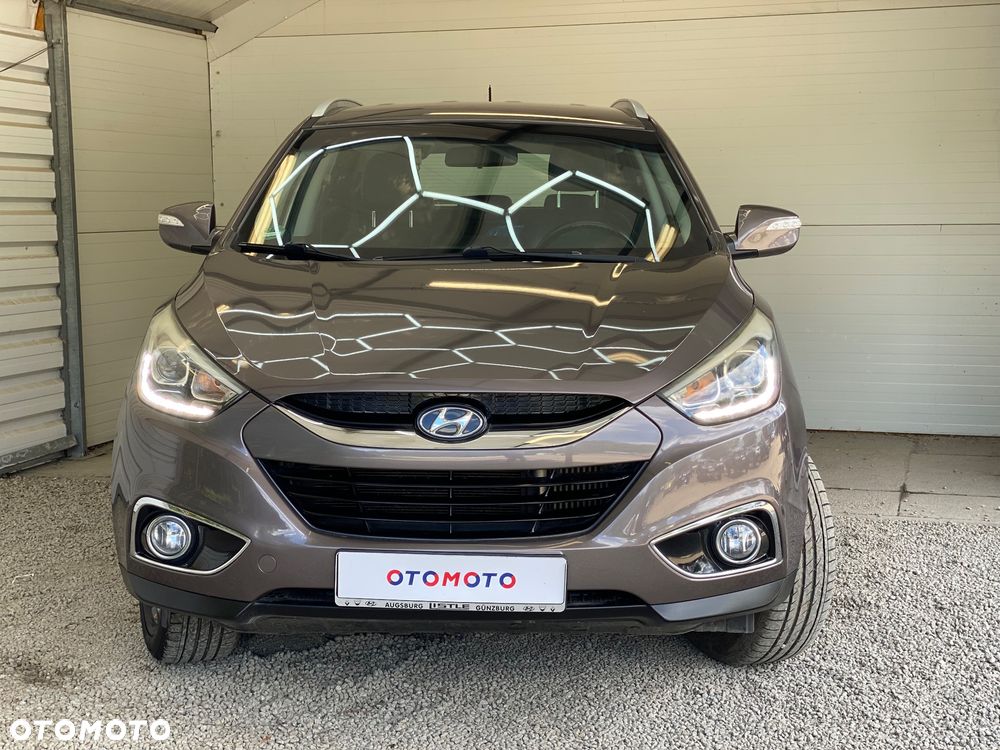 Hyundai ix35 2.0 CRDi 4WD Automatik Fifa World Cup Gold Edition - 2