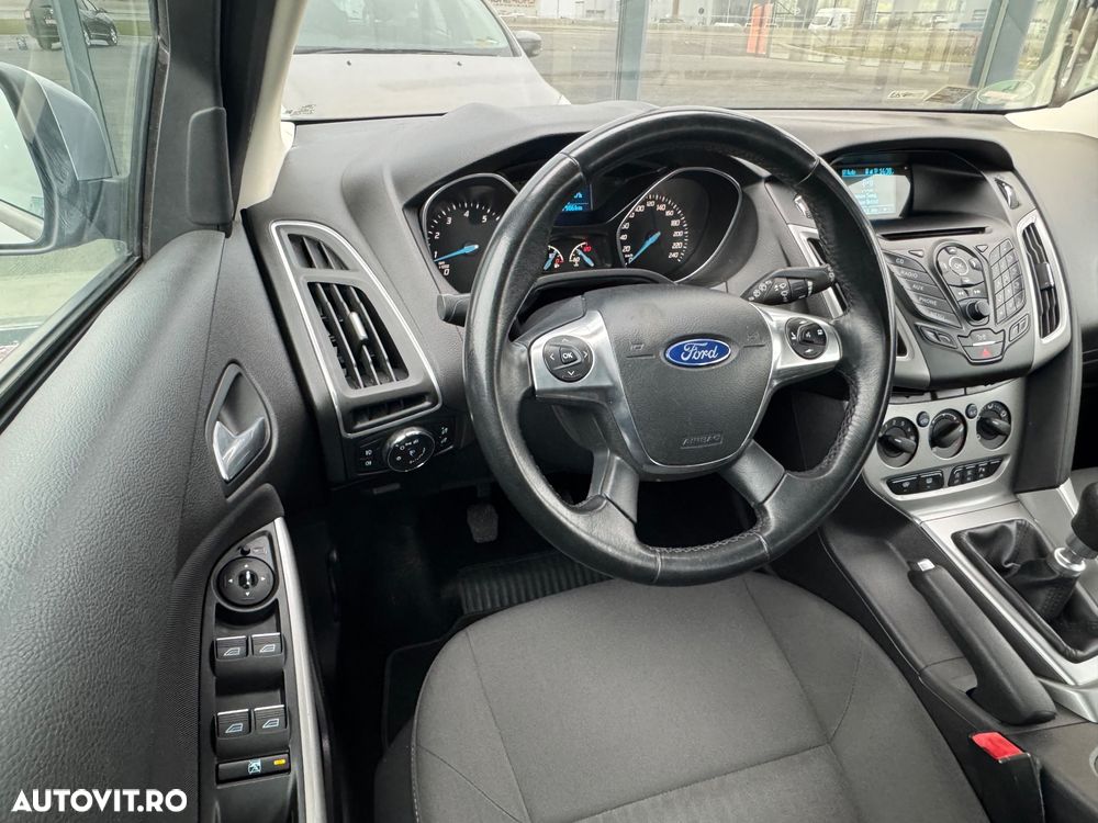 Ford Focus 1.0 EcoBoost Start-Stopp-System SYNC Edition - 27