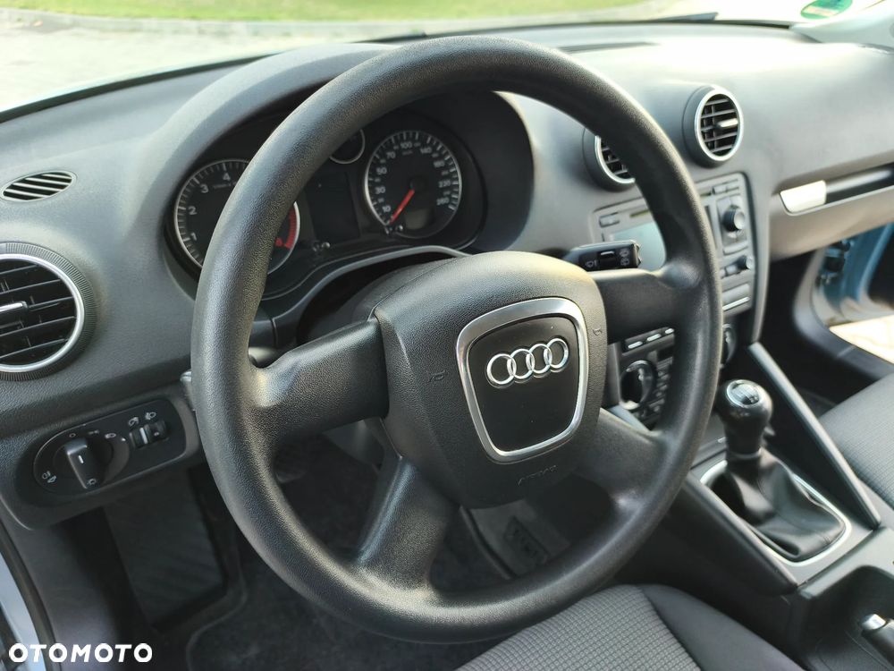Audi A3 Sportback - 15