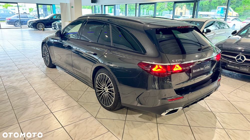 Mercedes-Benz Klasa E 220 d mHEV 4-Matic AMG 9G-Tronic - 4