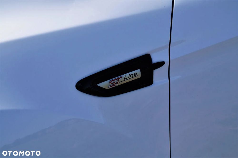 Ford Kuga - 14