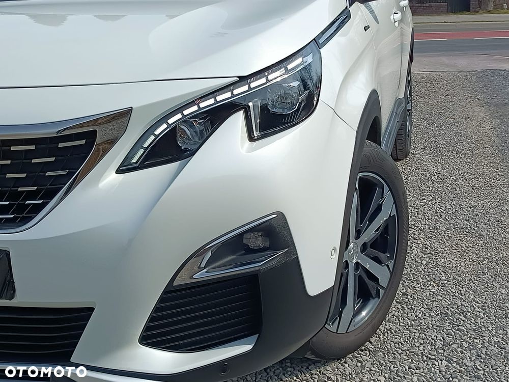 Peugeot 3008 1.2 PureTech GPF Allure S&S EAT8 - 14