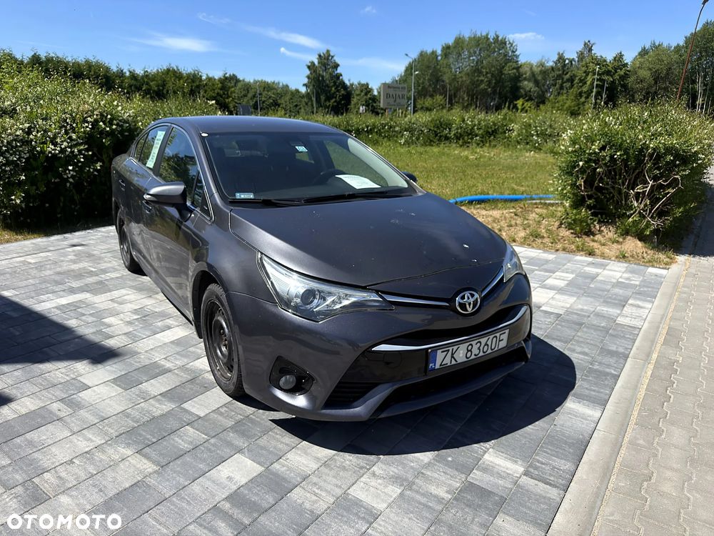 Toyota Avensis 1.8 Active - 3