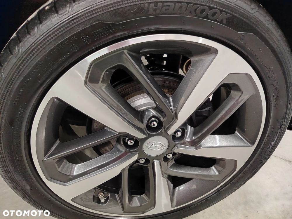 Hyundai Kona 1.6 T-GDI DCT Premium - 37