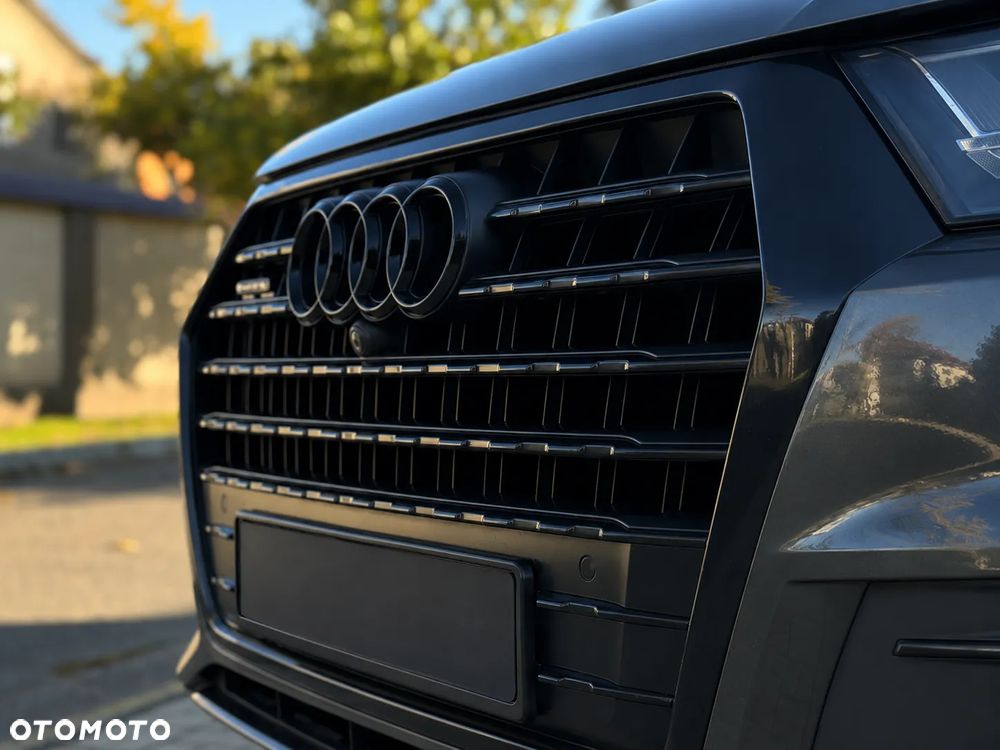 Audi Q7 - 11