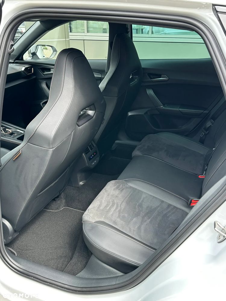 Cupra Formentor 1.5 eTSI mHEV DSG - 12