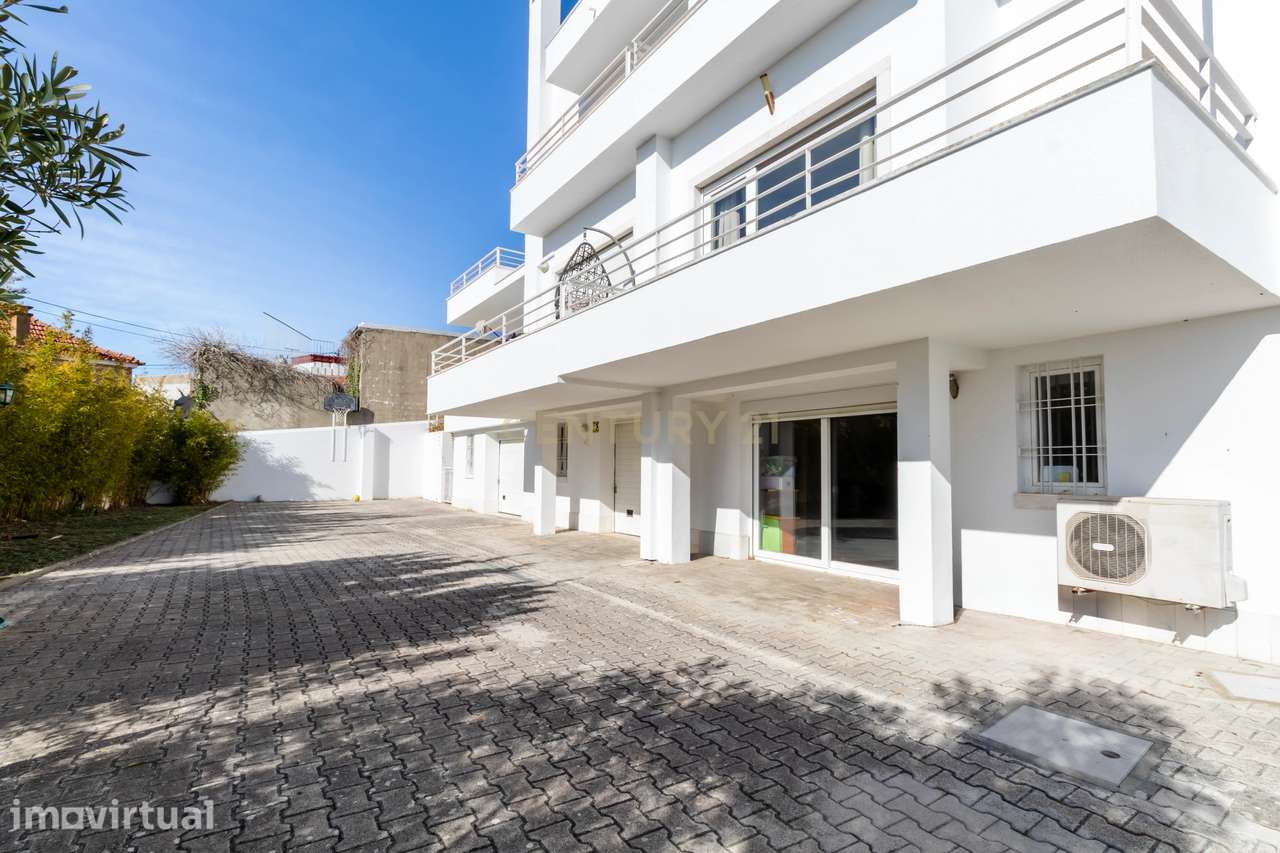 Moradia T4 recente em condomínio exclusivo (4 moradias) | Vista Mar em - Grande imagem: 3/60