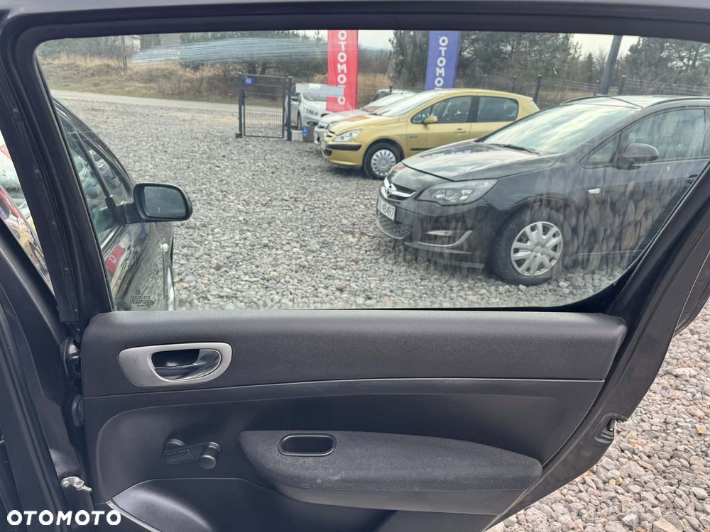 Peugeot 307 1.6 HDI Trendy - 13