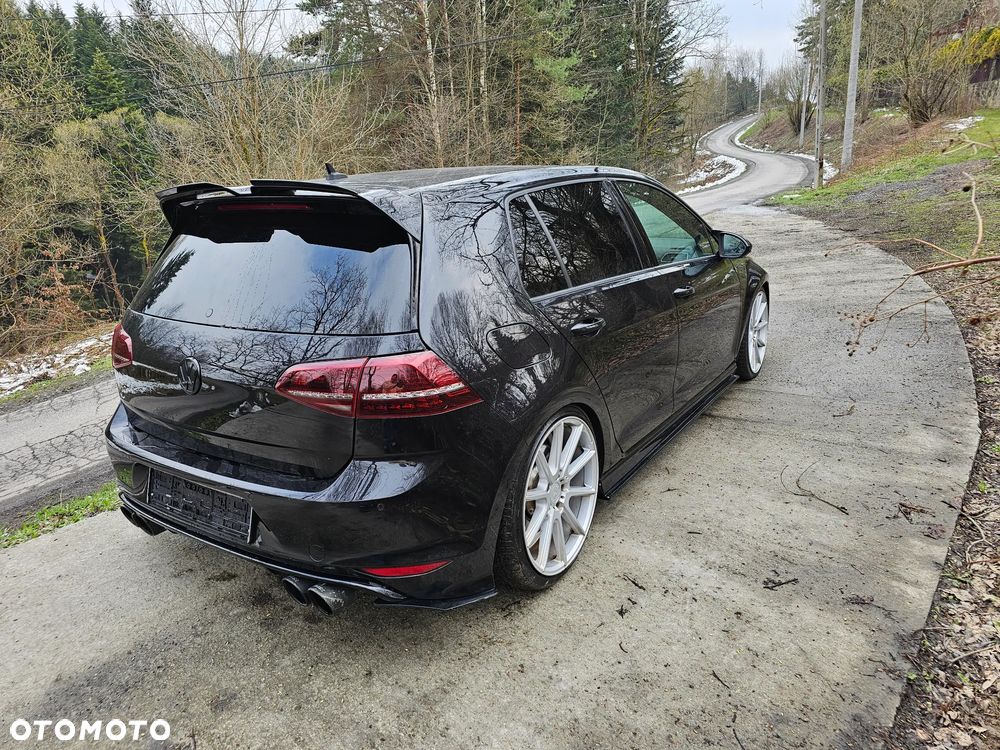 Volkswagen Golf - 9