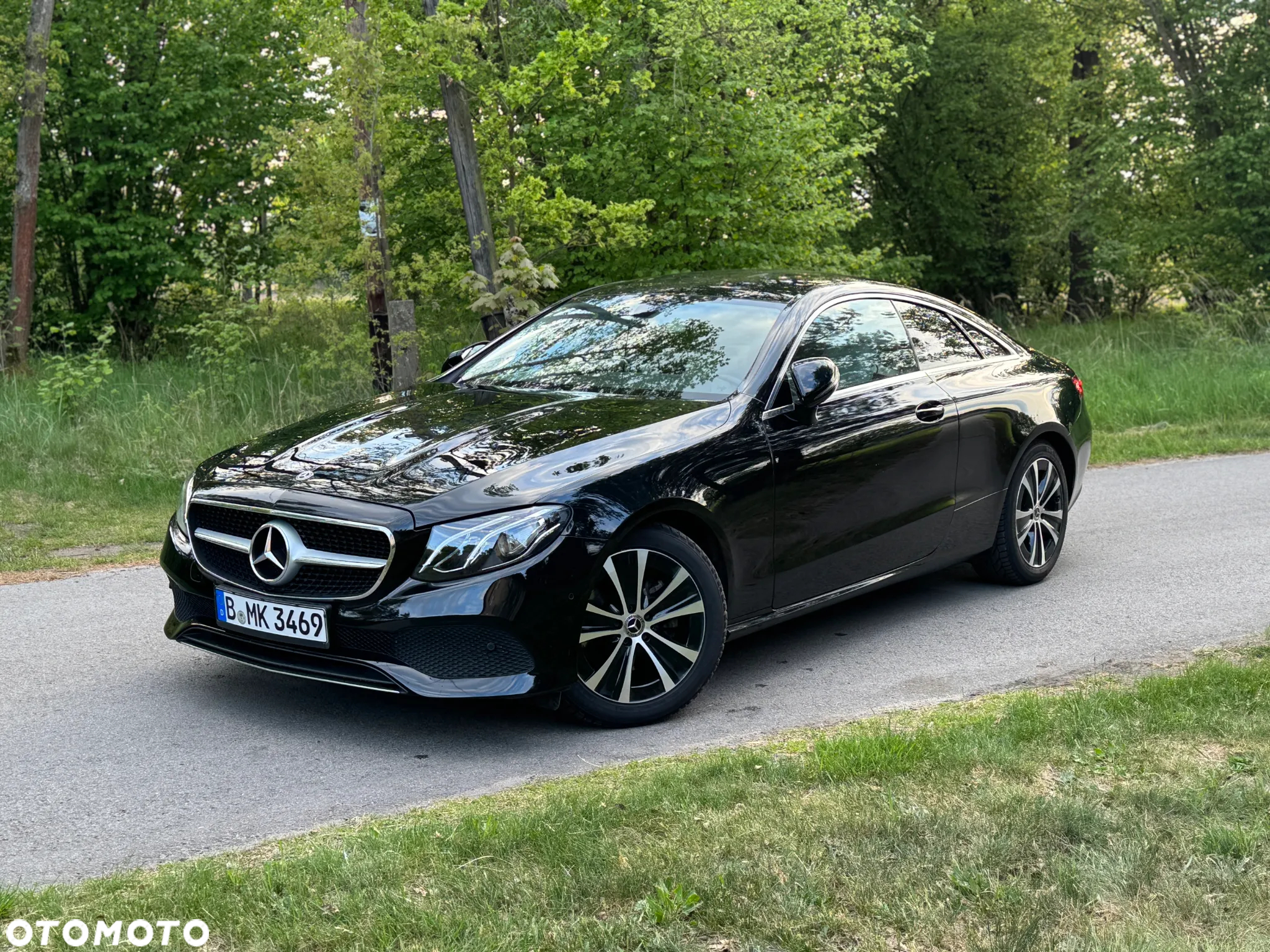Mercedes-Benz Klasa E 220 d Coupe 9G-TRONIC - 24