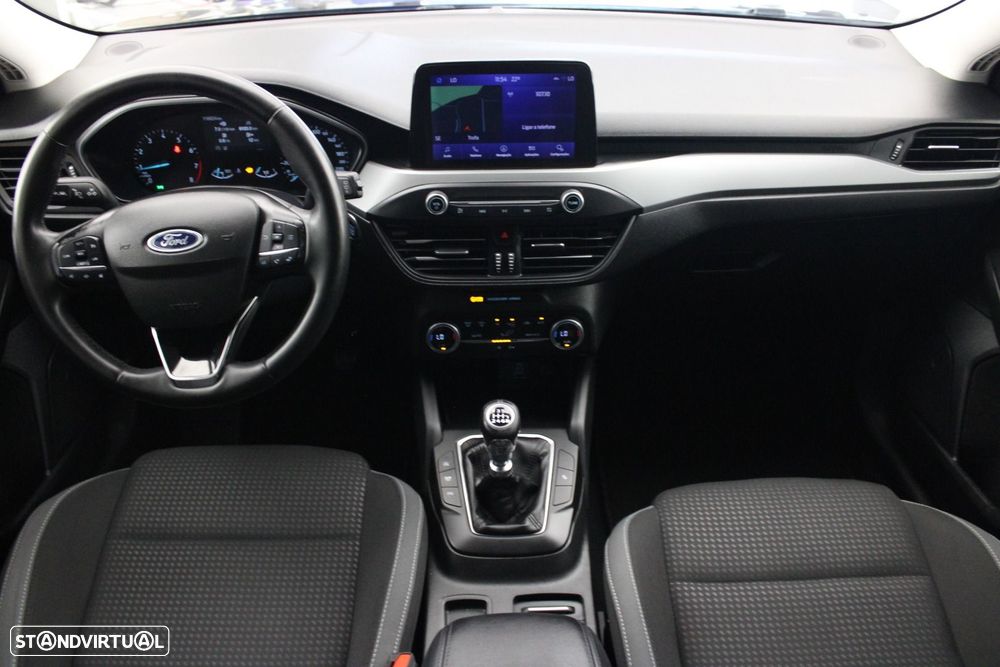 Ford Focus 1.0 EcoBoost MHEV Connected Design — fotografia 8