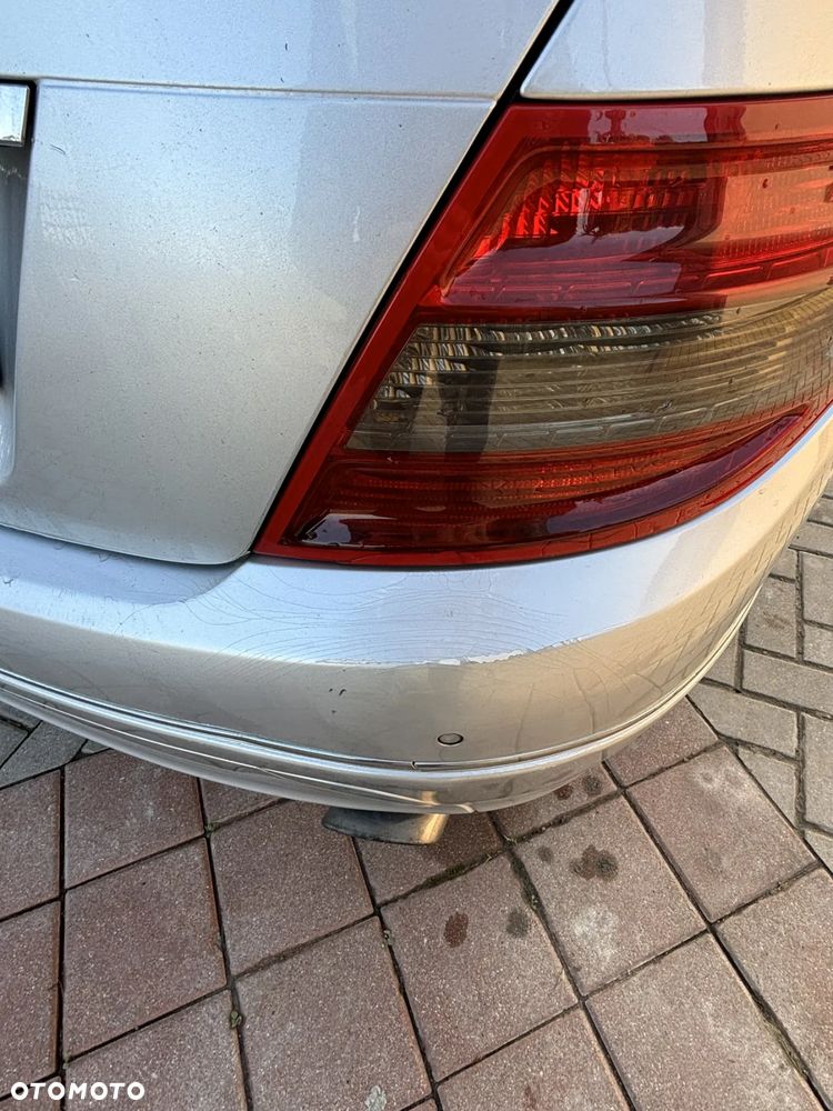 Mercedes-Benz Klasa C 320 CDI DPF 7G-TRONIC Avantgarde - 19