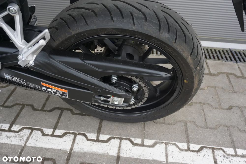 Honda CB - 17