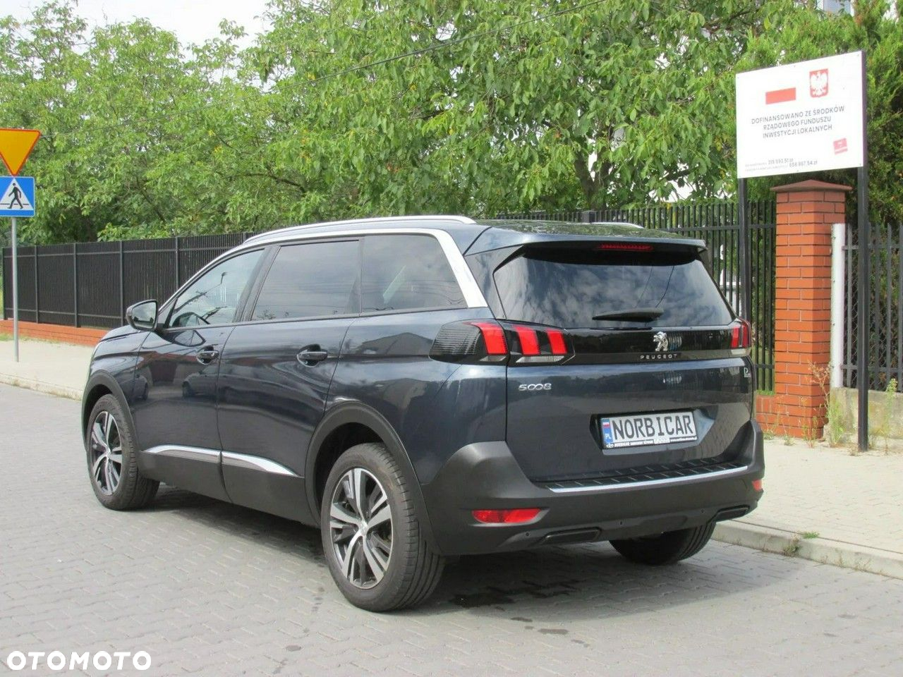 Peugeot 5008 1.5 BlueHDI Allure S&S - 5