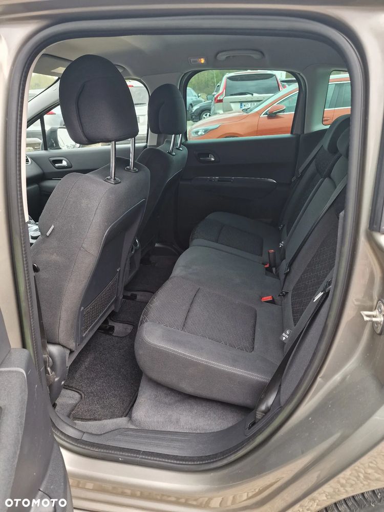 Peugeot 3008 - 11