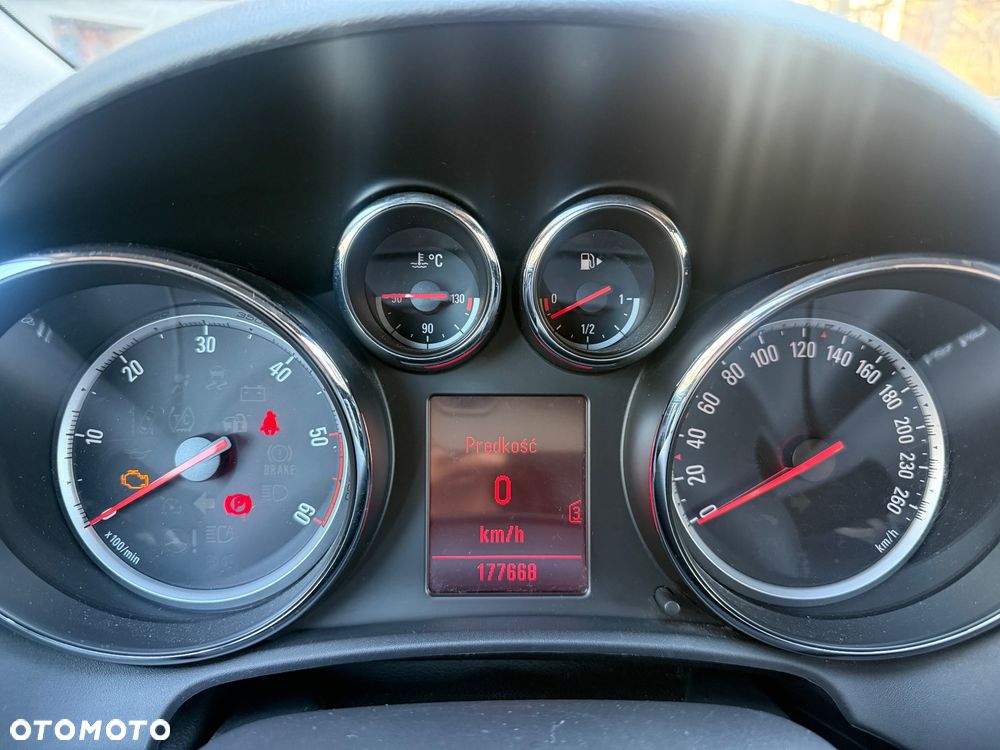 Opel Astra 1.7 CDTI DPF Edition - 8