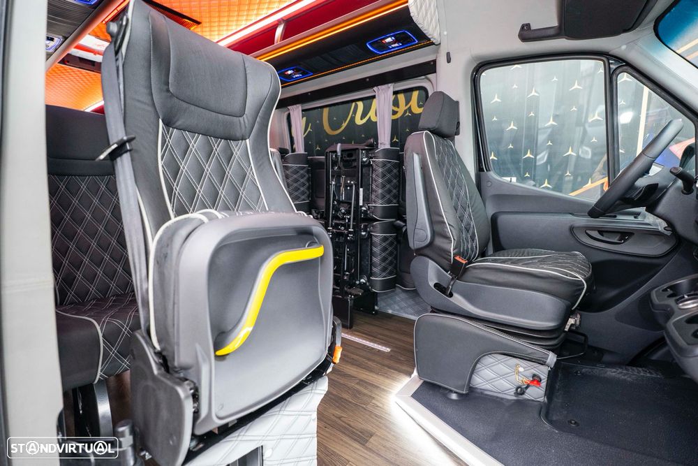Mercedes Benz Sprinter - 14