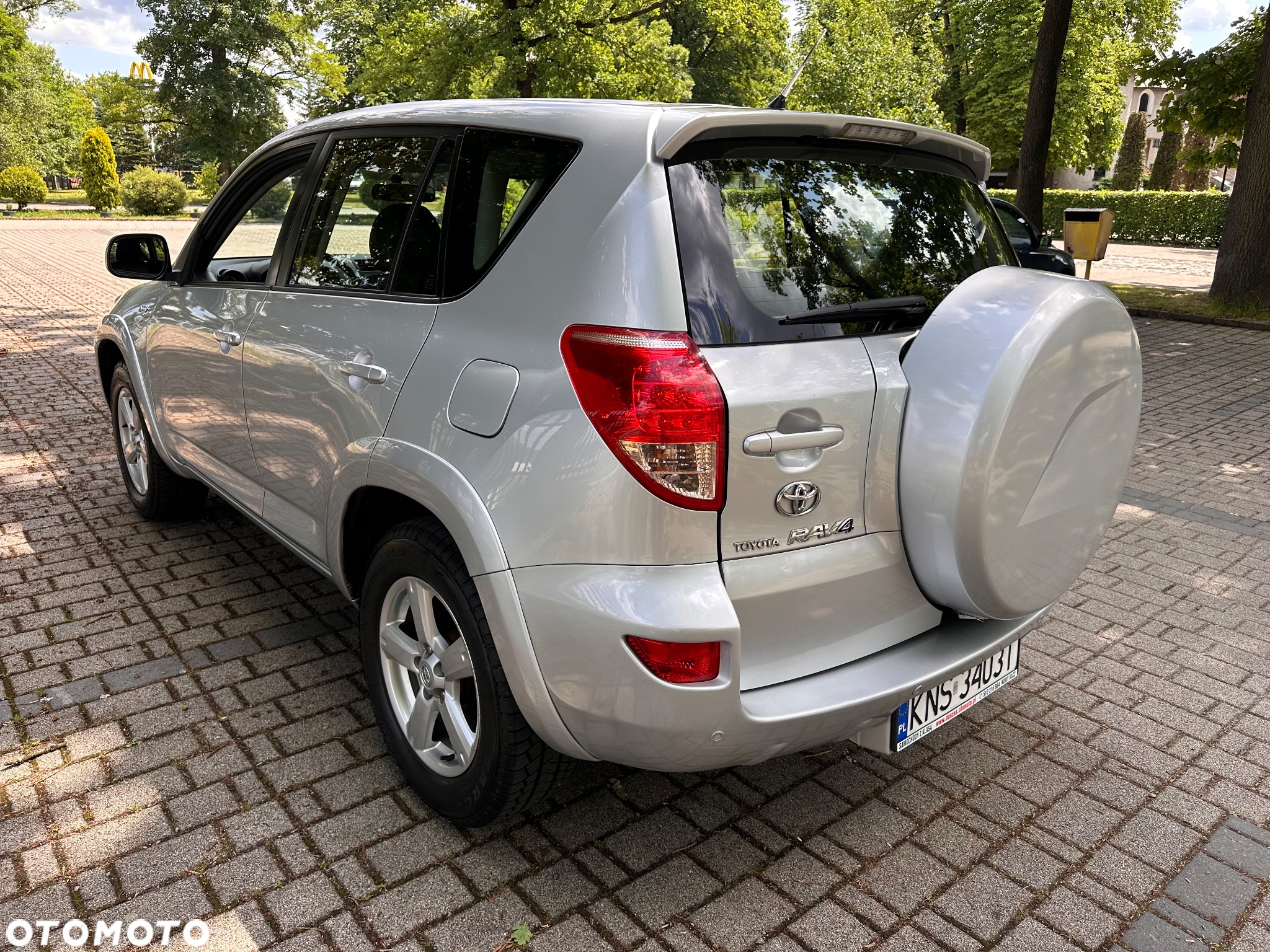 Toyota RAV4 2.2 D-CAT Sol - 4