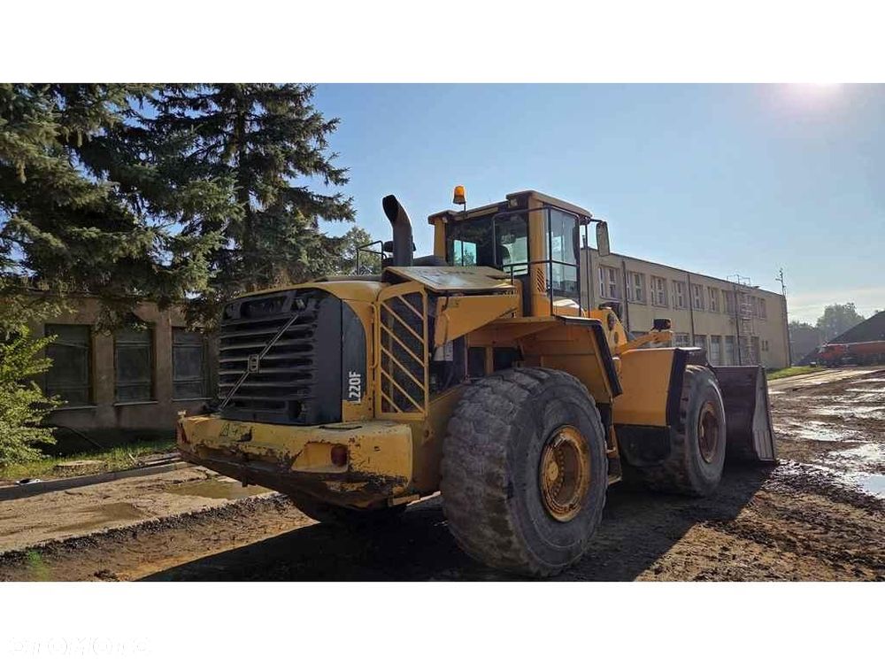 Volvo L220 - 4