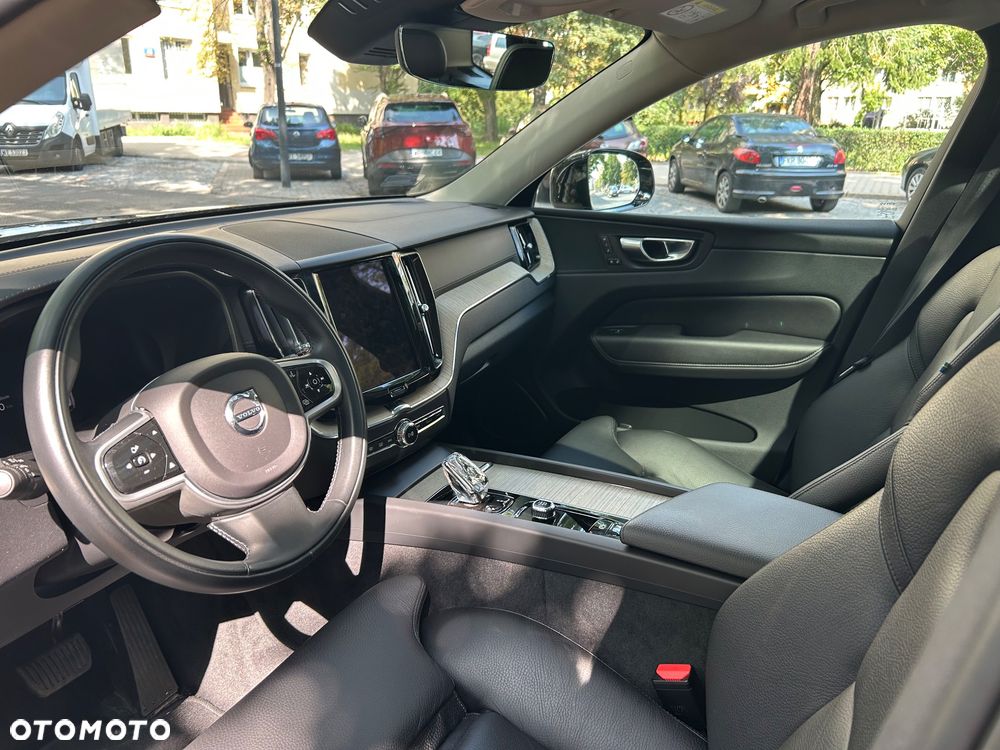 Volvo XC 60 B4 D AWD Inscription - 17