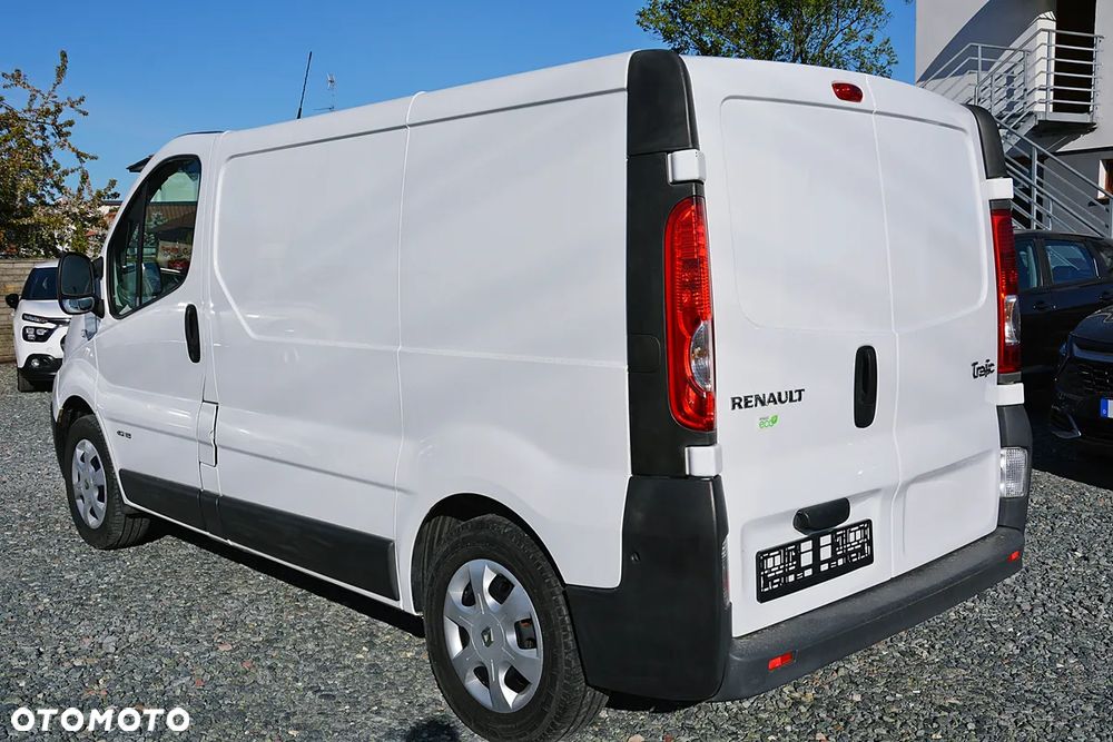 Renault Trafic - 9
