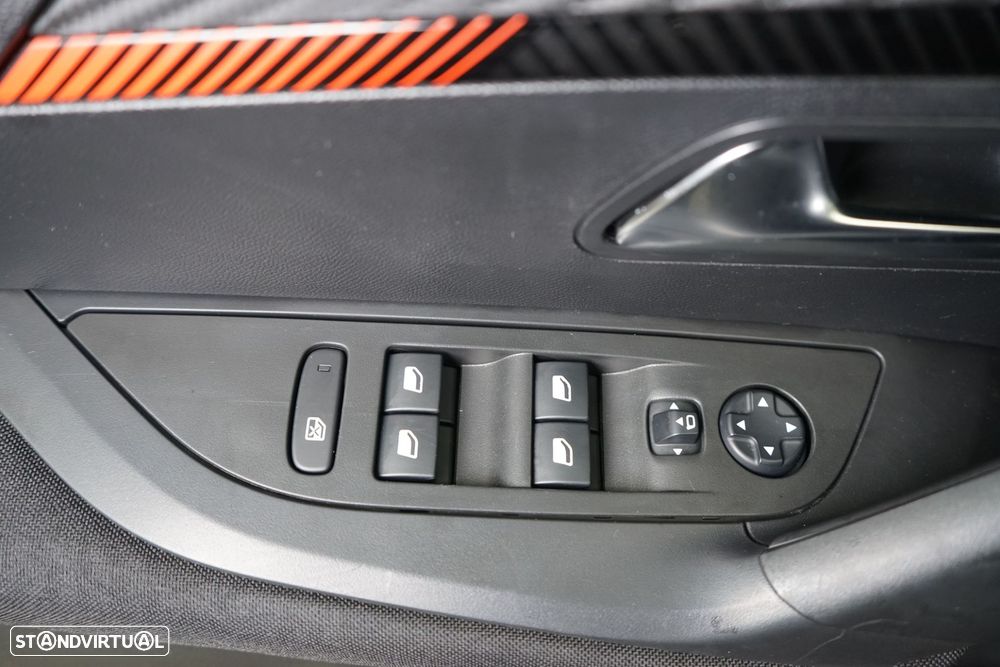 Peugeot 2008 1.5 BlueHDi Active - 17