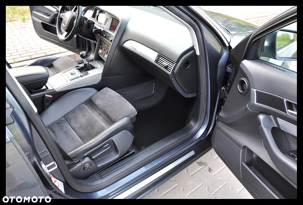 Audi A6 Avant 2.4 quattro - 21