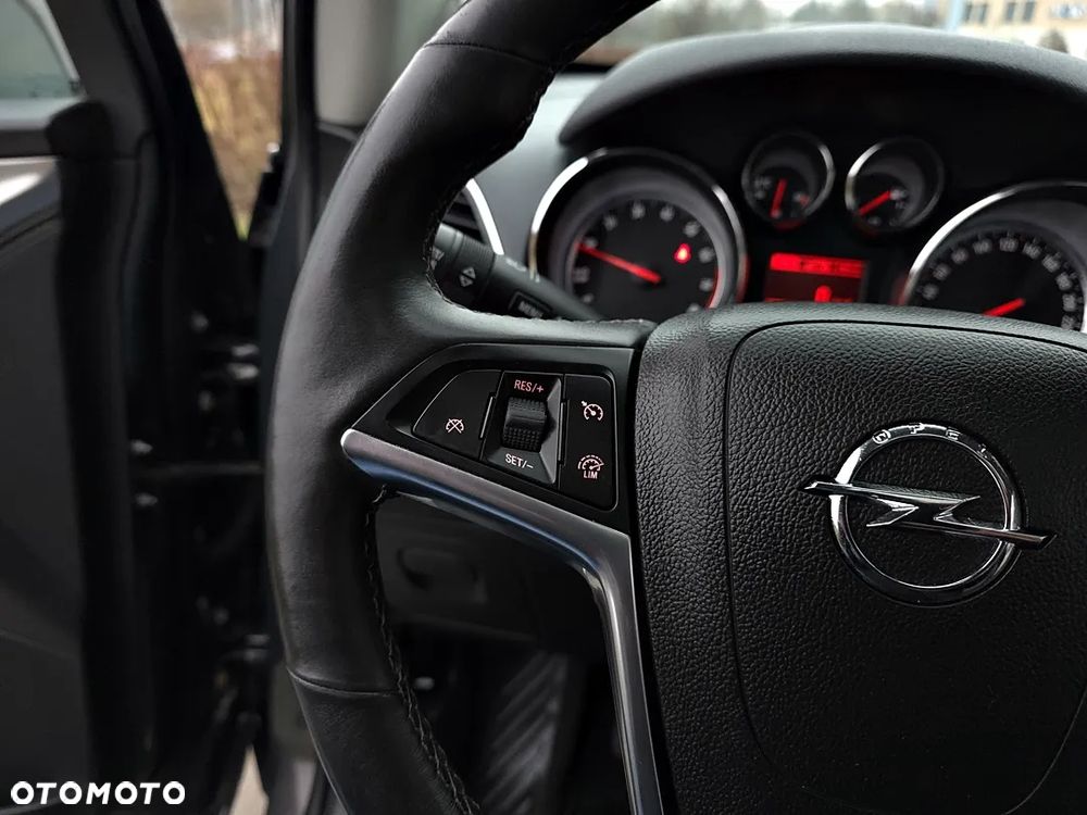 Opel Mokka 1.4 T Cosmo S&S - 32