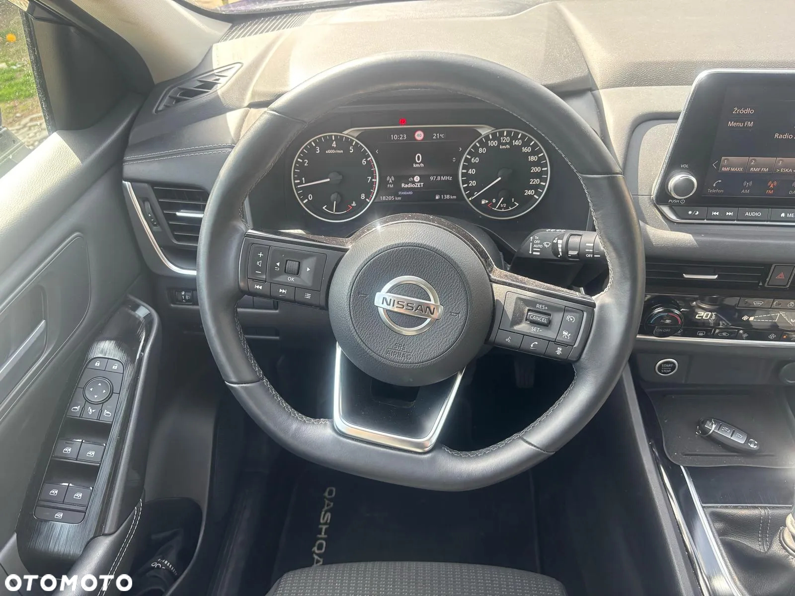 Nissan Qashqai 1.3 DIG-T N-Style - 25