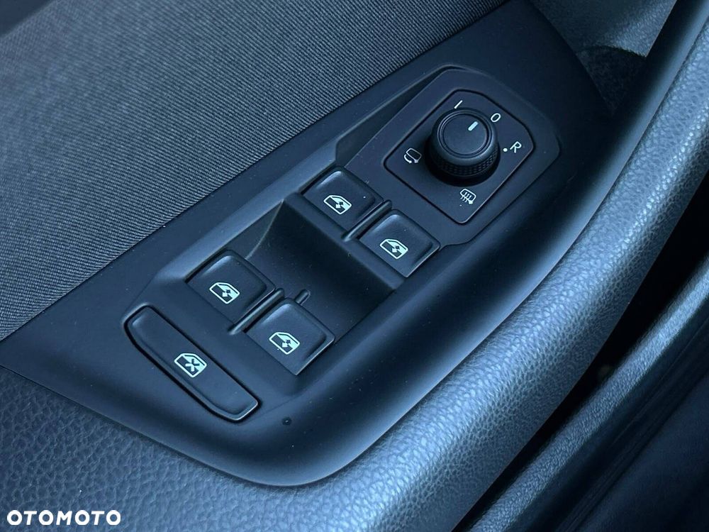 Volkswagen Passat 2.0 TSI Business DSG - 19