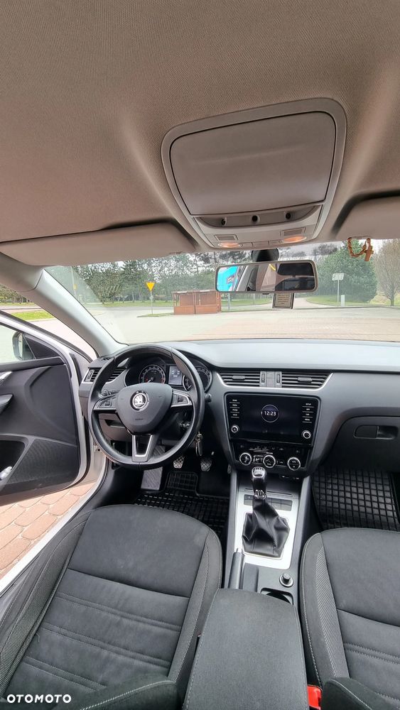 Skoda Octavia 1.6 TDI Ambition - 14