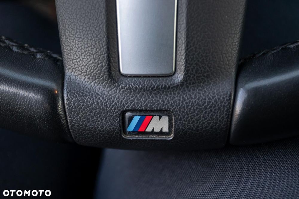 BMW Seria 1 118i Sport Line Shadow - 9