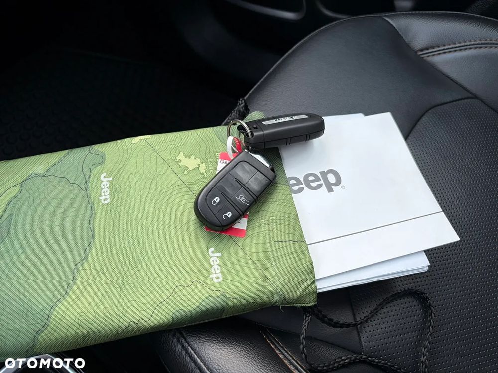 Jeep Compass - 22