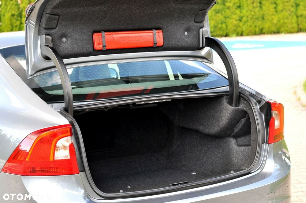Volvo S60 - 13