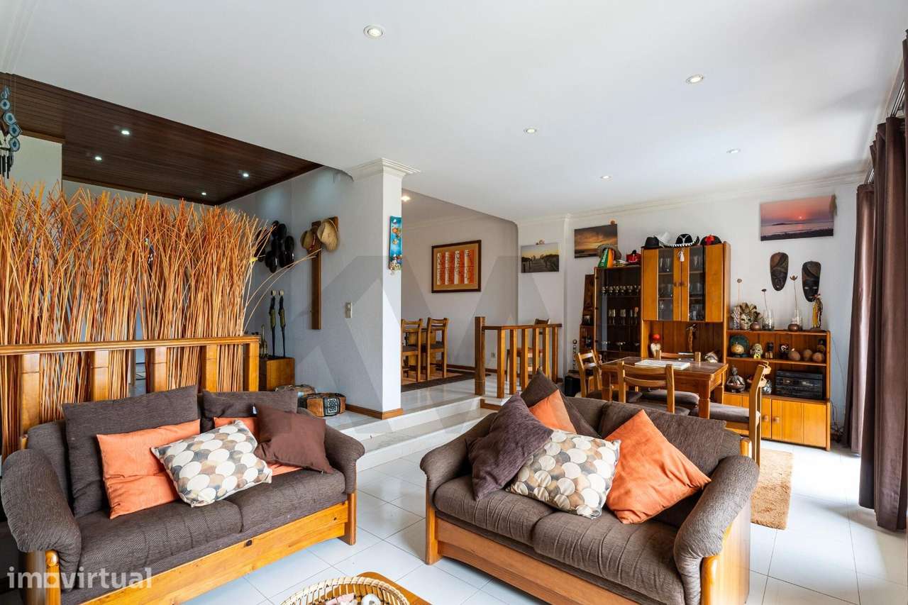 Apartamento T3 na primeira linha de mar em Mindelo - Grande imagem: 3/34
