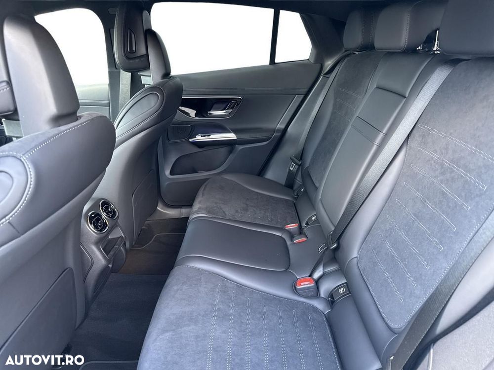 Mercedes-Benz GLC Coupe 300 e 4MATIC - 12