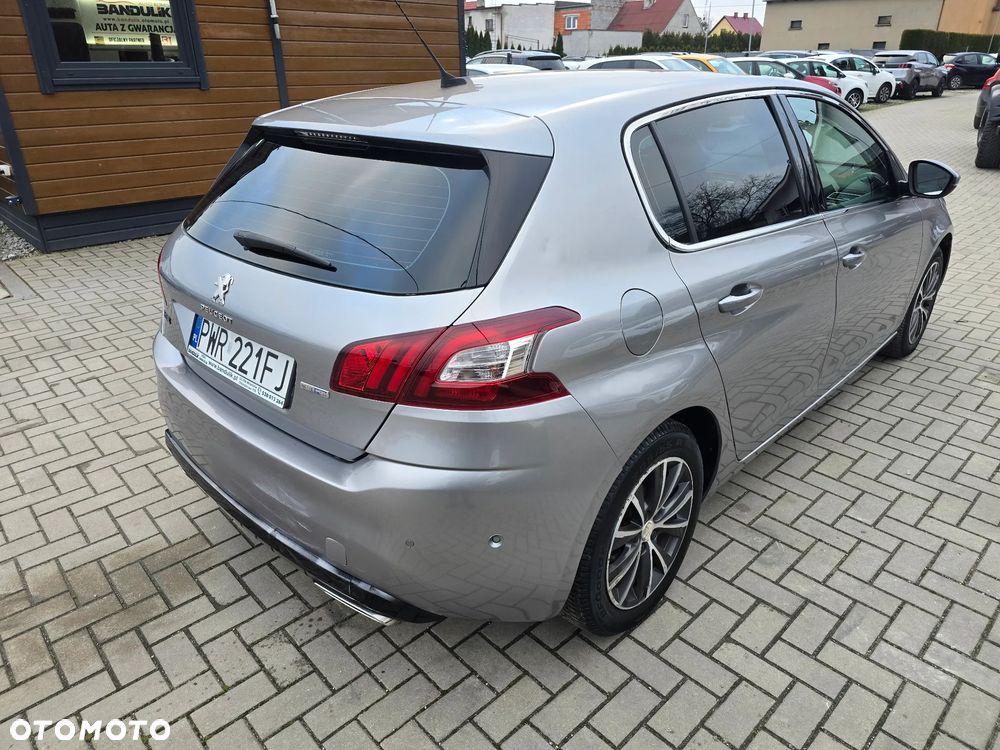 Peugeot 308 - 4