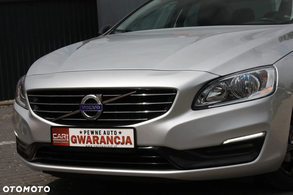 Volvo S60 D3 Geartronic Momentum - 12