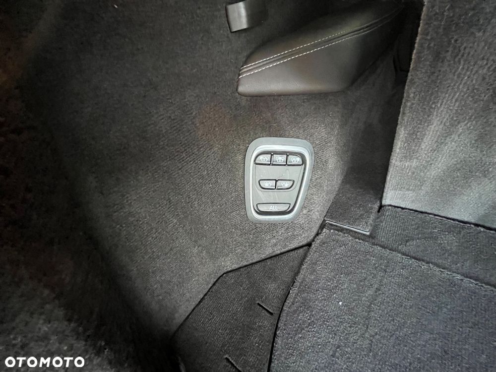 Renault Espace BLUE dCi 200 EDC INITIALE PARIS - 25