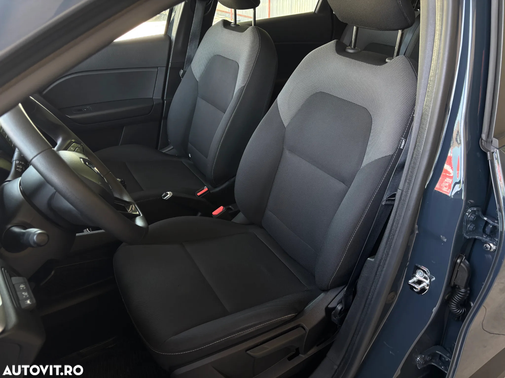 Renault Captur TCe 90 Life - 18