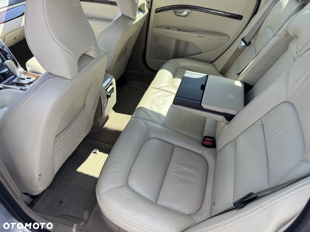 Volvo XC 70 3.2 AWD Summum - 9