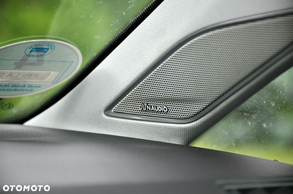 Volkswagen Golf Variant - 38