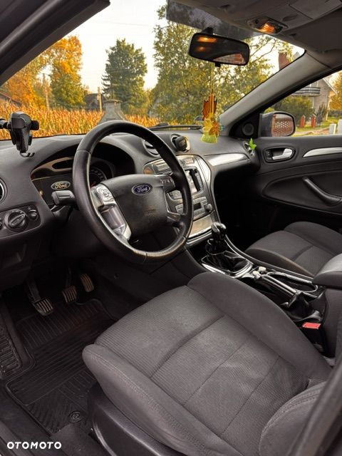 Ford Mondeo 2.2 TDCi Trend - 11