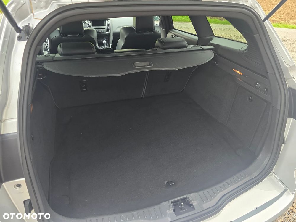 Ford Focus 2.0 EcoBoost ST mit Leder-Exclusiv-Paket - 25