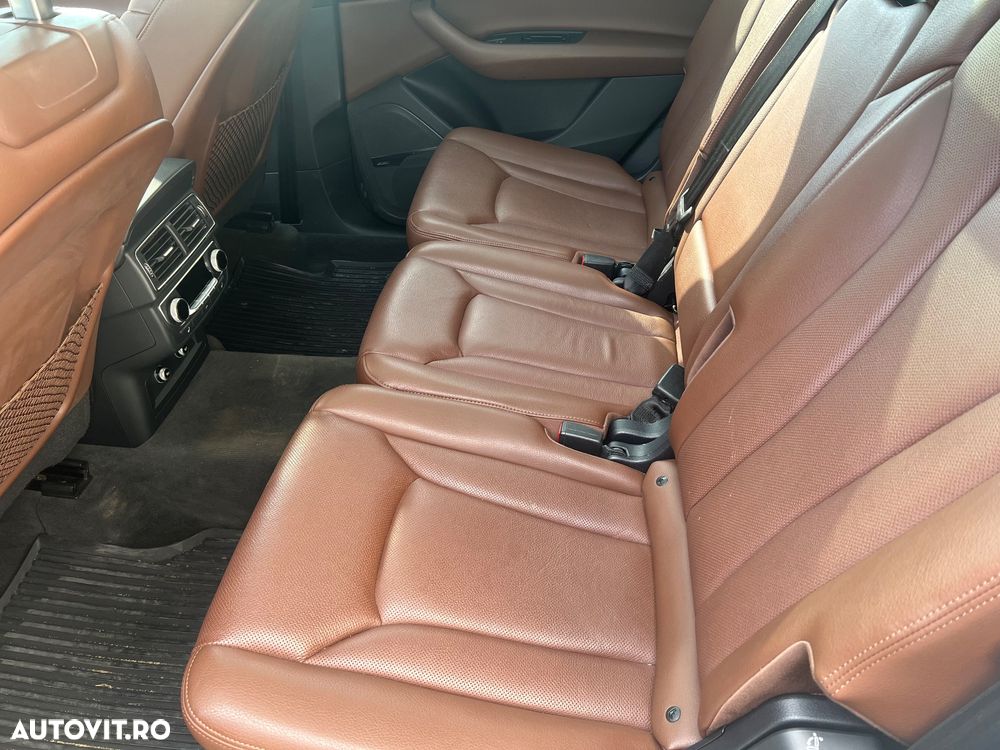 Audi Q7 3.0 TFSI Quattro Tip - 2