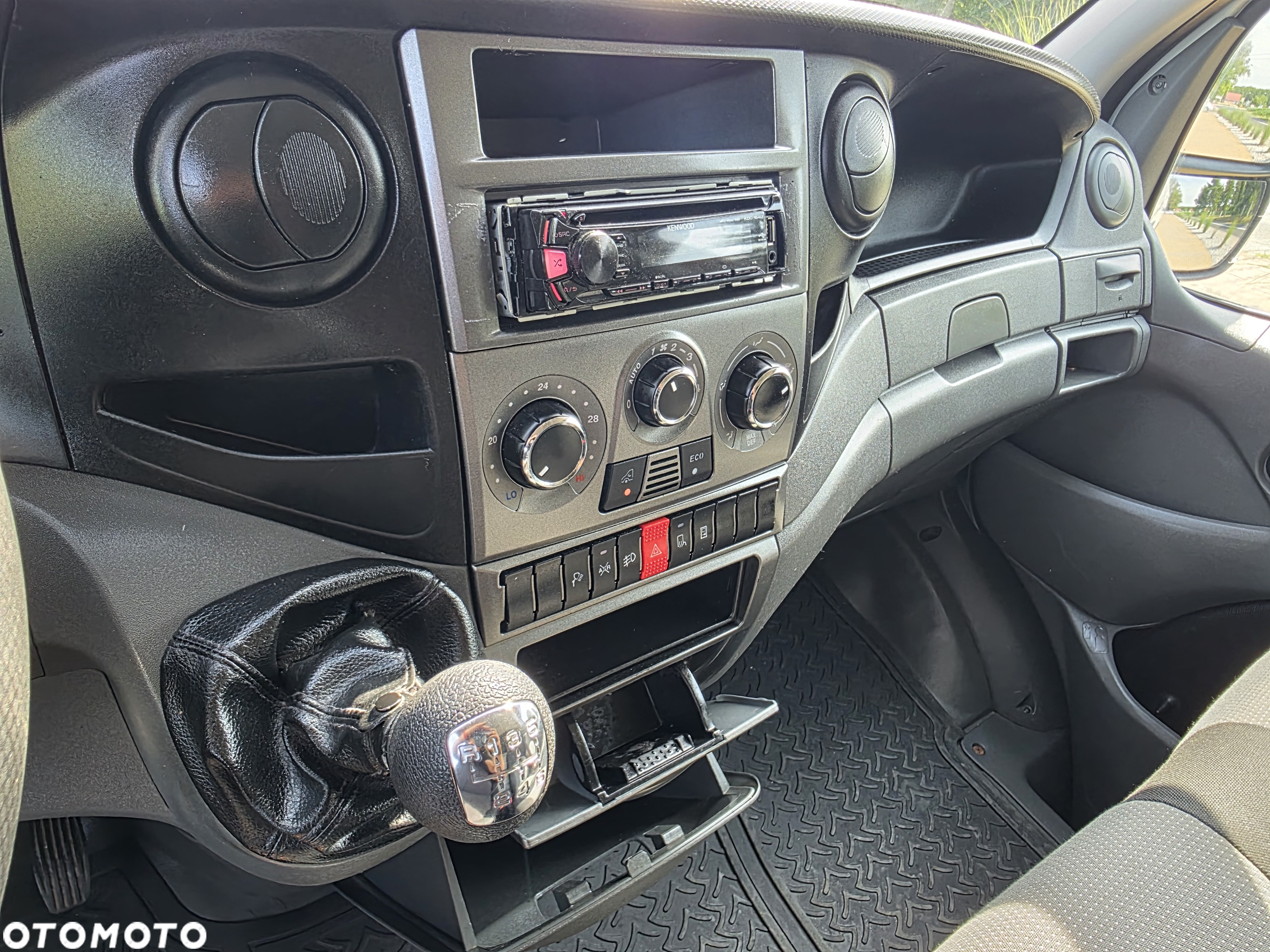 Iveco Daily - 24
