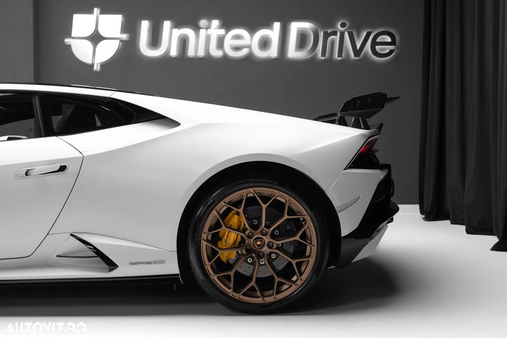 Lamborghini Huracan EVO - 9