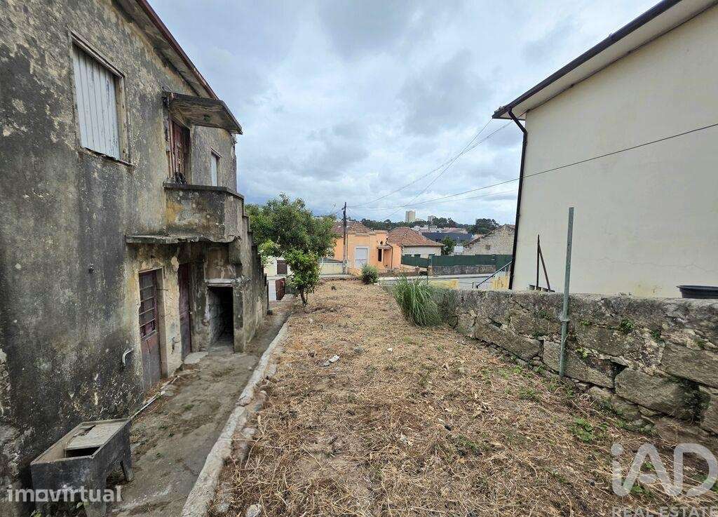 Moradia isolada T2 em São Mamede de Infesta e Senhora da Hora de 119 m - Grande imagem: 3/30